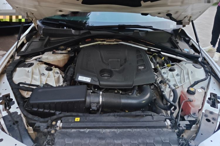 Used Alfa Romeo Giulia 2017 2.0T 200HP Luxury Edition Engine Bay