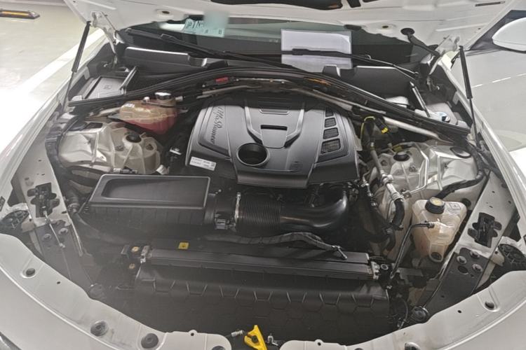 Used Alfa Romeo Giulia 2017 2.0T 200HP Luxury Edition Engine Bay