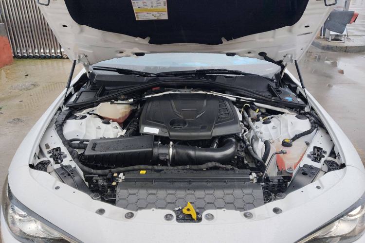 Used Alfa Romeo Giulia 2017 2.0T 200HP Luxury Edition Engine Bay