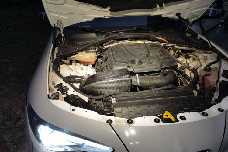 Used Alfa Romeo Giulia 2017 2.0T 200HP Luxury Edition Engine Bay Right