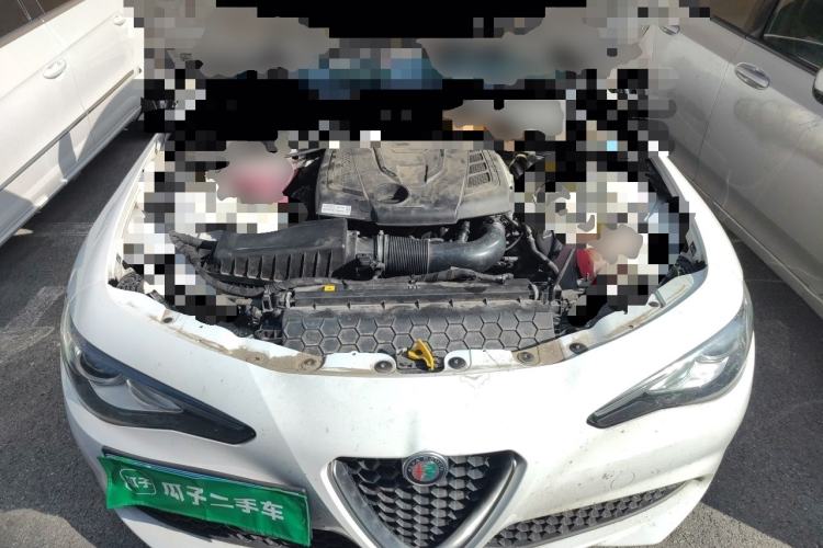 Used Alfa Romeo Giulia 2017 2.0T 200HP Luxury Edition Engine Bay