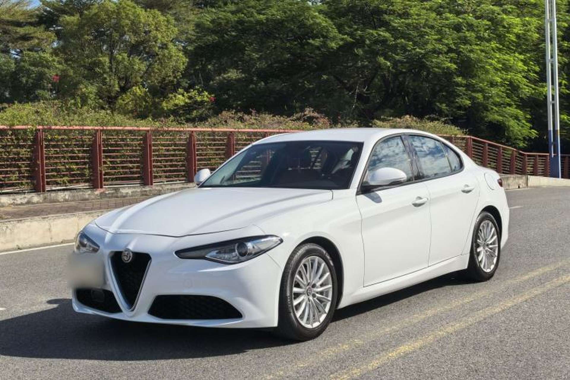 Used Alfa Romeo Giulia 2017 2.0T 200HP Elite Edition Exterior 1
