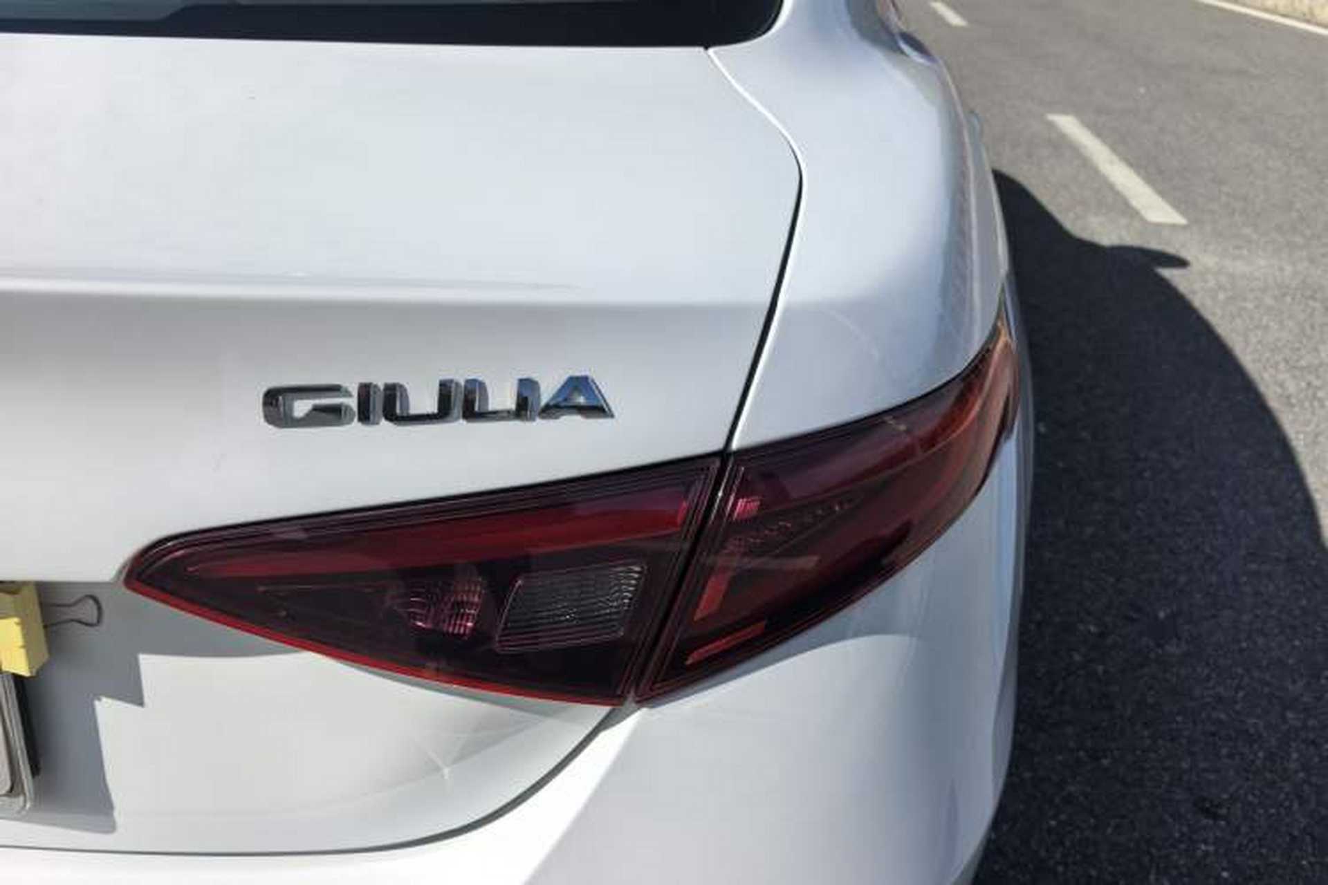 Used Alfa Romeo Giulia 2017 2.0T 200HP Elite Edition Exterior 10