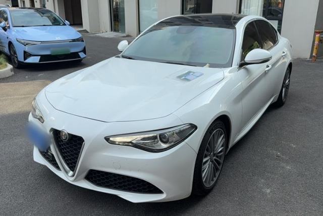 Used Alfa Romeo Giulia 2017 2.0T 280HP Luxury Edition