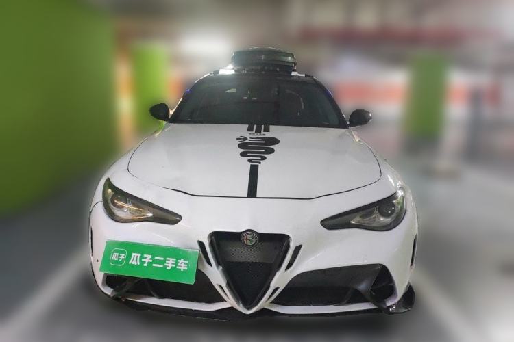 Used Alfa Romeo Giulia 2017 2.0T 200HP Luxury Edition Front