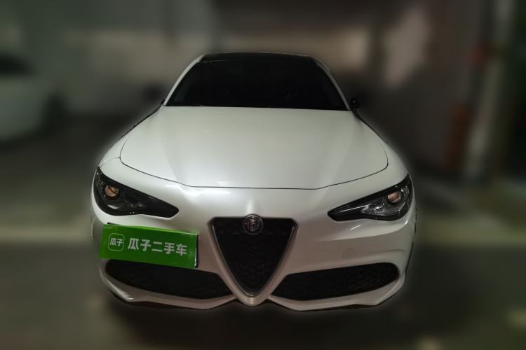 Used Alfa Romeo Giulia 2017 2.0T 280HP Milano Limited Edition Front