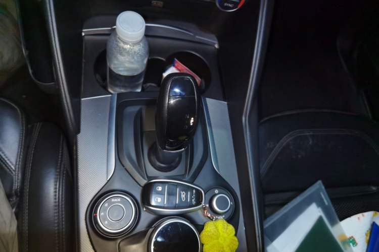 Used Alfa Romeo Giulia 2017 2.0T 280HP Milano Limited Edition Gear Lever