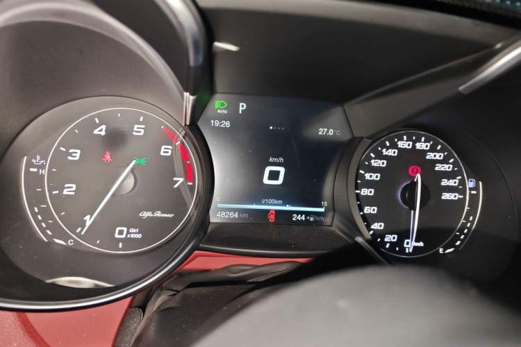 Used Alfa Romeo Giulia 2017 2.0T 200HP Luxury Edition Instrument Cluster