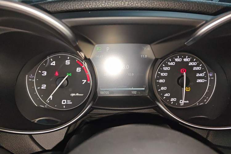 Used Alfa Romeo Giulia 2017 2.0T 280HP Luxury Edition Instrument Cluster