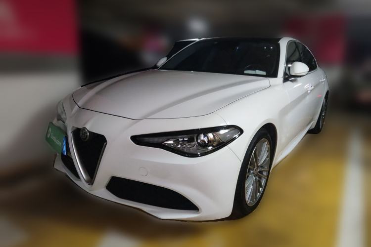 Used Alfa Romeo Giulia 2017 2.0T 280HP Luxury Edition Guazi used car, China used car export, Used car for sale, Used  cars, Cheapest cars for sale