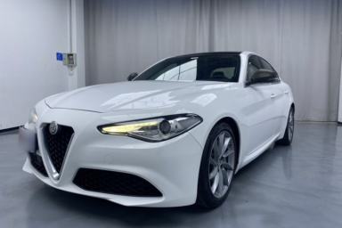 Used Alfa Romeo Giulia 2017 2.0T 280HP Luxury Edition