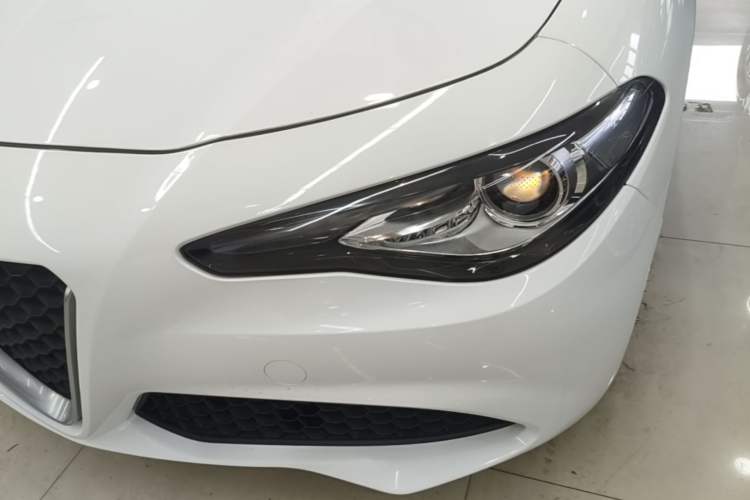 Used Alfa Romeo Giulia 2017 2.0T 280HP Luxury Edition Left Front Headlight
