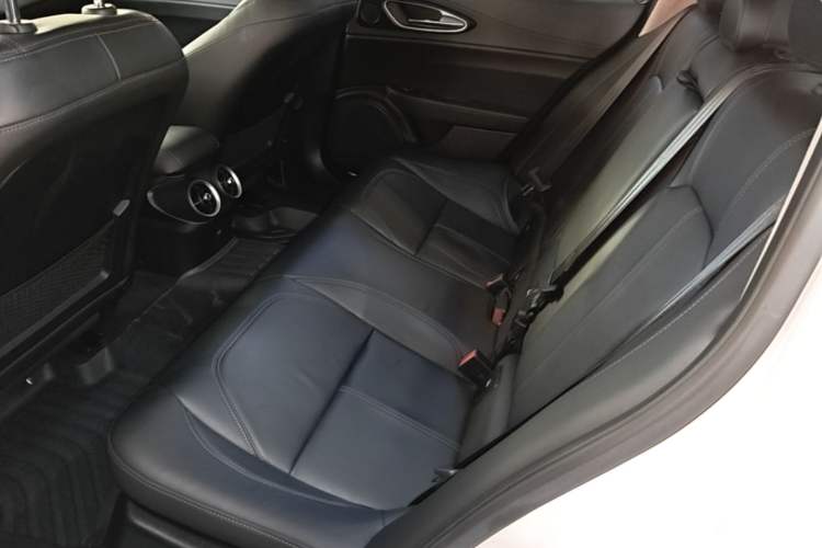 Used Alfa Romeo Giulia 2017 2.0T 280HP Luxury Edition Left Rear Seat