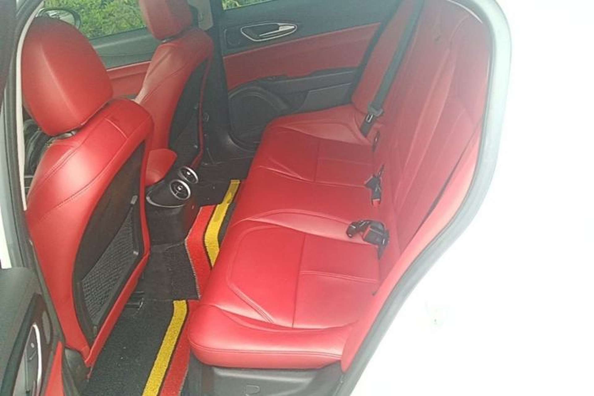 Used Alfa Romeo Giulia 2017 2.0T 200HP Luxury Edition Left Rear Seat
