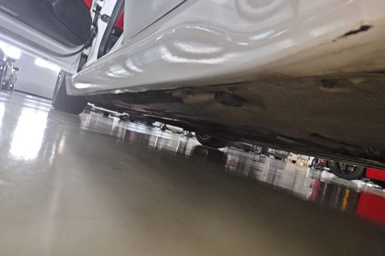 Used Alfa Romeo Giulia 2017 2.0T 200HP Luxury Edition Left Side Sill