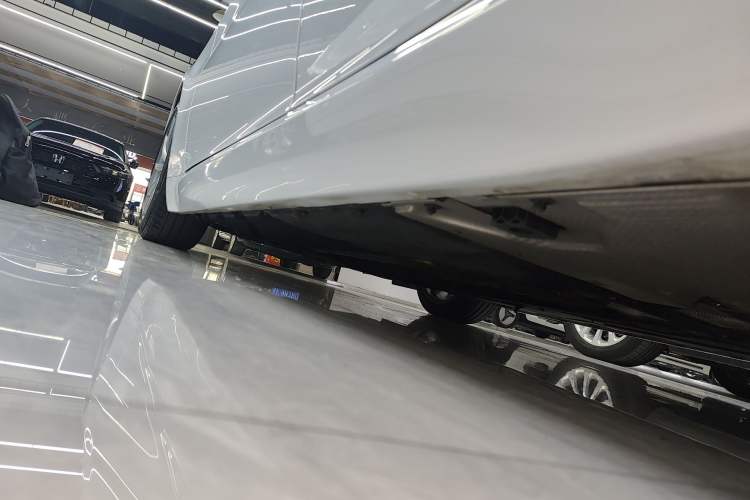 Used Alfa Romeo Giulia 2017 2.0T 200HP Luxury Edition Left Side Sill