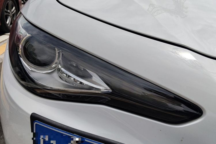 Used Alfa Romeo Giulia 2017 2.0T 280HP Luxury Edition Right Front Headlight