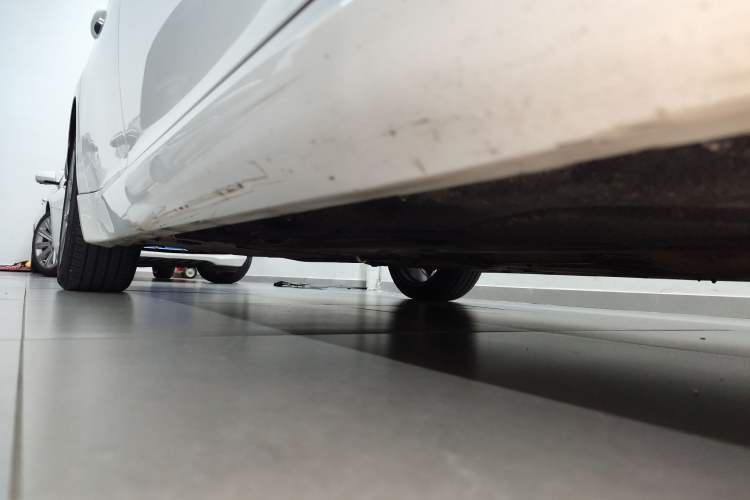 Used Alfa Romeo Giulia 2017 2.0T 200HP Luxury Edition Right Side Sill