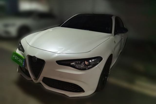 Used Alfa Romeo Giulia 2017 2.0T 280HP Milano Limited Edition