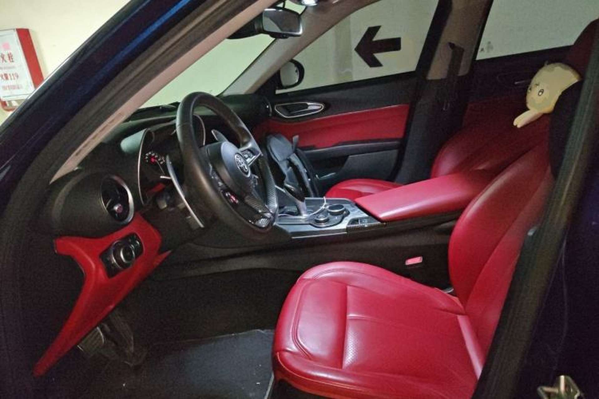 Used Alfa Romeo Giulia 2019 2.0T 280HP Luxury Edition Left Front Seat