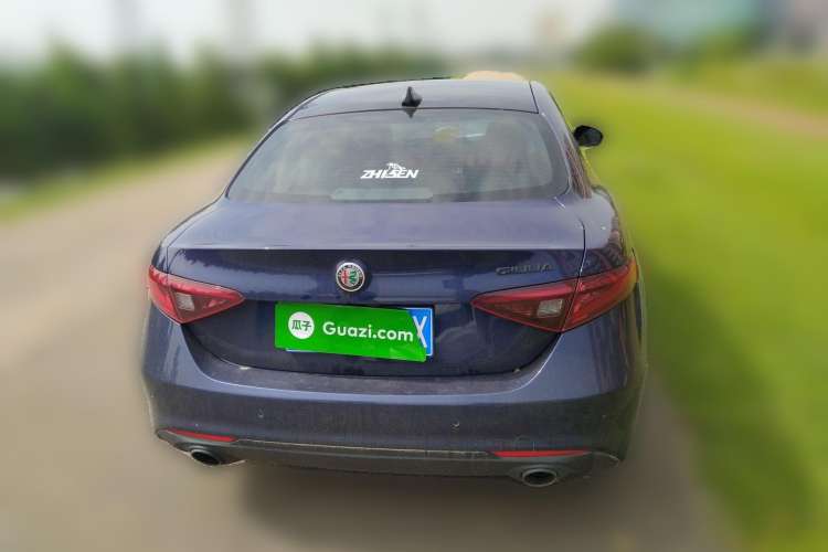 Used Alfa Romeo Giulia 2019 2.0T 280HP Black Package Limited Edition Rear