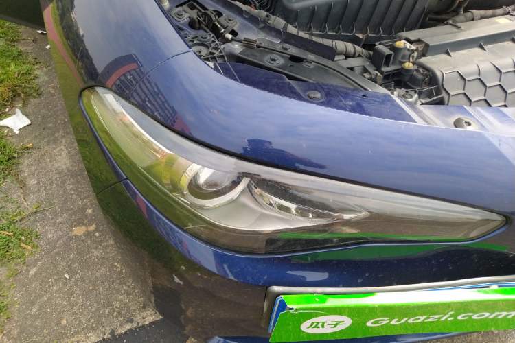 Used Alfa Romeo Giulia 2019 2.0T 280HP Black Package Limited Edition Right Front Headlight