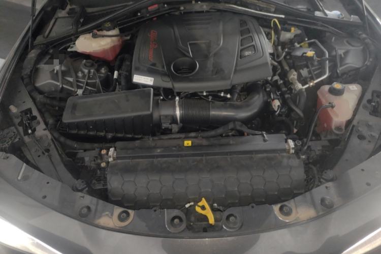 Used Alfa Romeo Giulia 2019 2.0T 280HP Luxury Edition Engine Bay