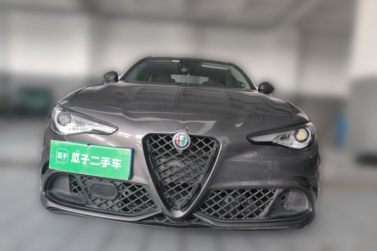 Used Alfa Romeo Giulia 2019 2.0T 280HP Luxury Edition Front