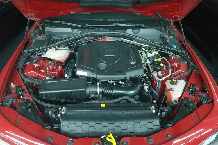 Used Alfa Romeo Giulia 2019 2.0T 280HP Luxury Edition Engine Bay