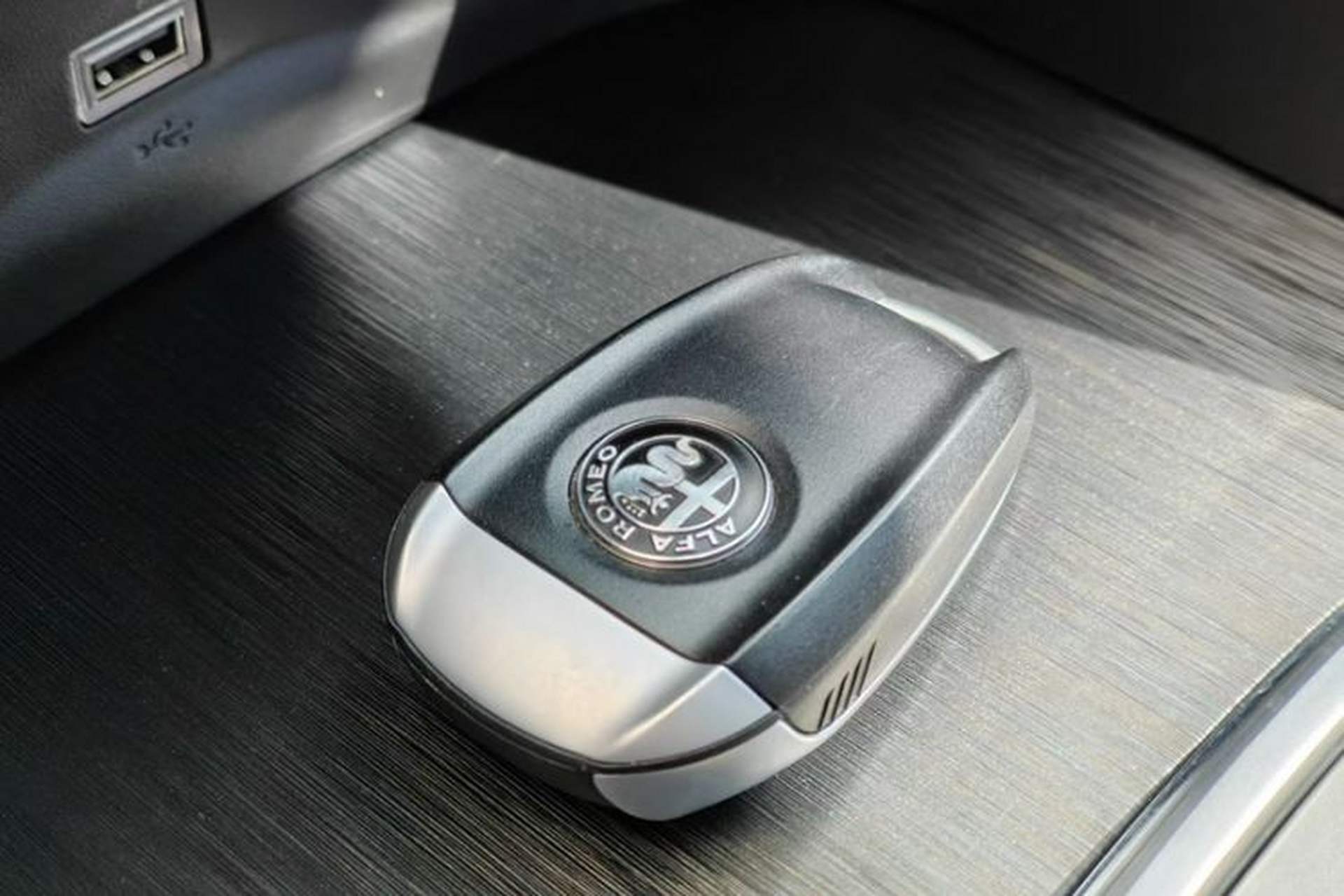 Used Alfa Romeo Giulia 2019 2.0T 280HP Luxury Edition Exterior 11