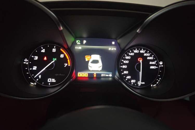 Used Alfa Romeo Giulia 2019 2.0T 280HP Black Package Limited Edition Instrument Cluster