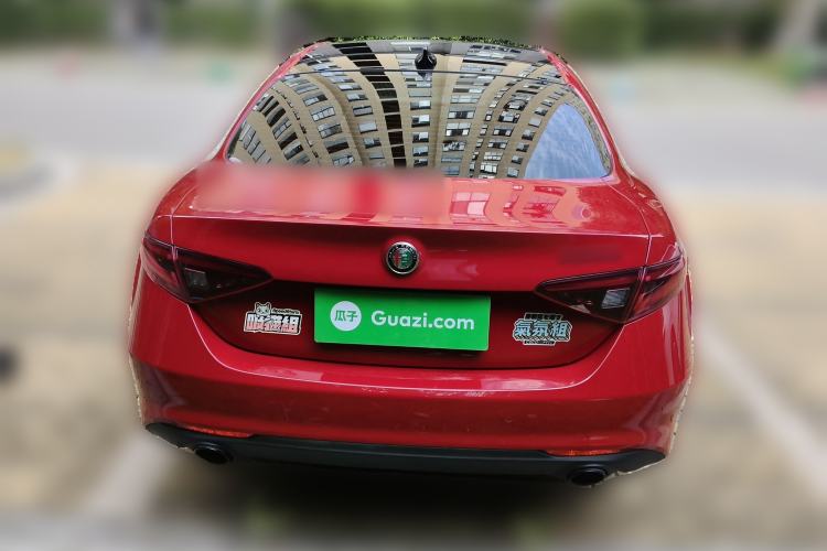 Used Alfa Romeo Giulia 2019 2.0T 280HP Black Package Limited Edition Rear
