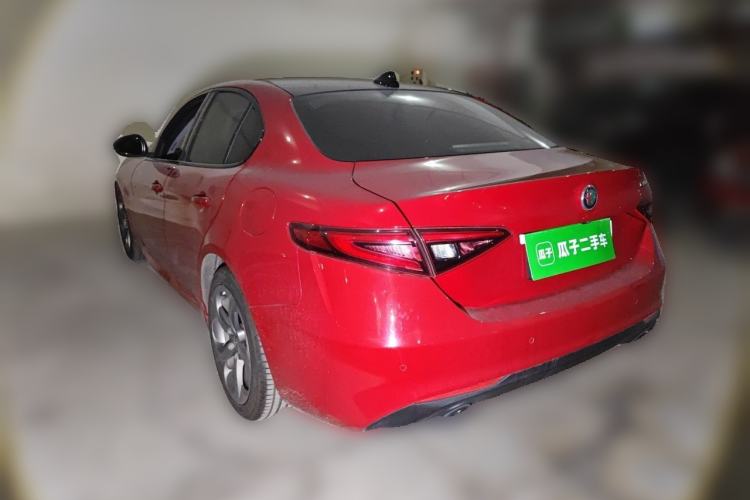 Used Alfa Romeo Giulia 2019 2.0T 280HP Black Package Limited Edition Rear Left 45 Deg