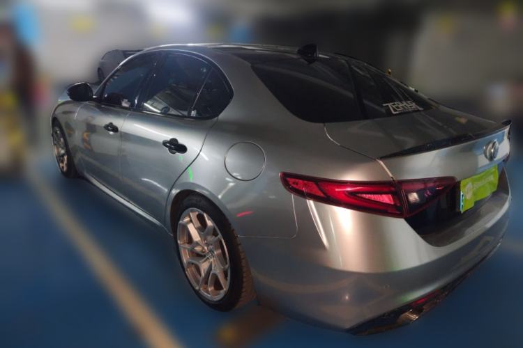 Used Alfa Romeo Giulia 2019 2.0T 280HP Black Package Limited Edition Rear Left 45 Deg