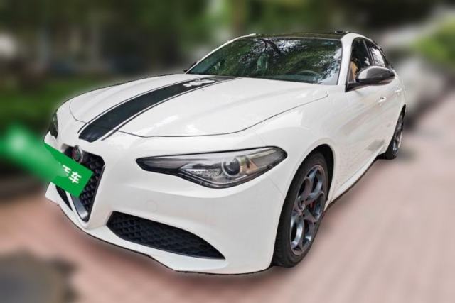 Used Alfa Romeo Giulia 2019 2.0T 280HP Black Package Limited Edition