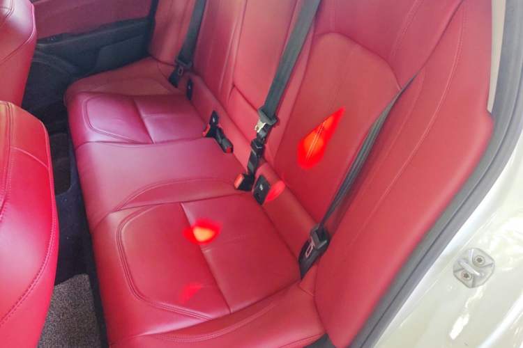 Used Alfa Romeo Giulia 2019 2.0T 280HP Luxury Edition Left Rear Seat