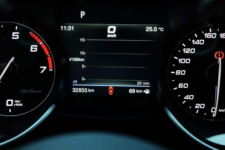 Used Alfa Romeo Giulia 2020 2.0T 280HP Track Edition Limited Release Odometer Close Up