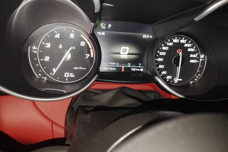 Used Alfa Romeo Giulia 2020 2.0T 280HP Track Edition Limited Release Odometer Close Up