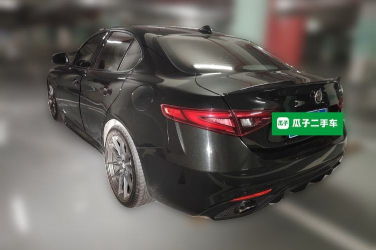 Used Alfa Romeo Giulia 2020 2.0T 280HP Track Edition Limited Release Rear Left 45 Deg