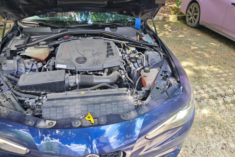 Used Alfa Romeo Giulia 2020 2.0T 280HP Luxury Edition Engine Bay Left