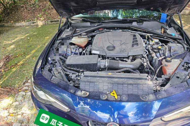 Used Alfa Romeo Giulia 2020 2.0T 280HP Luxury Edition Engine Bay Right