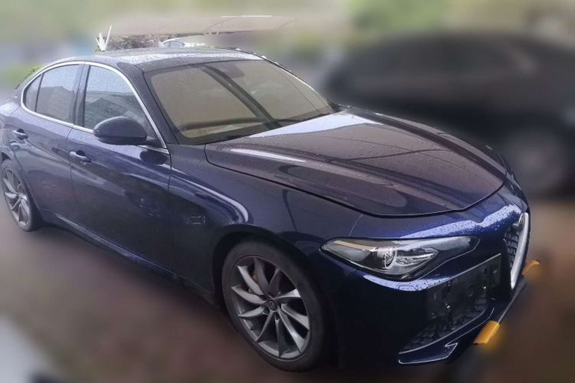 Used Alfa Romeo Giulia 2020 2.0T 280HP Luxury Edition Front Right 45 Deg