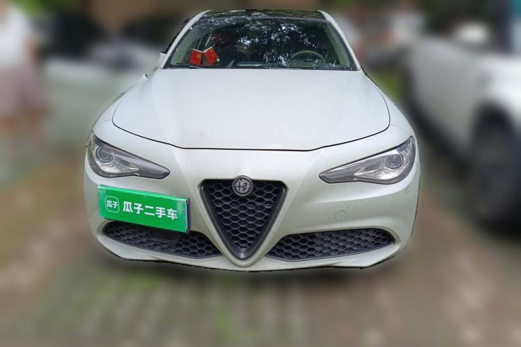 Used Alfa Romeo Giulia 2020 2.0T 280HP Luxury Edition Front