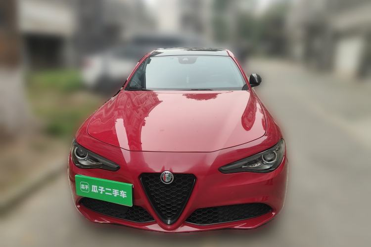 Used Alfa Romeo Giulia 2020 2.0T 280HP Luxury Edition Front