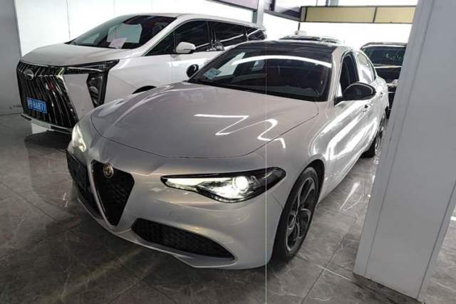 Used Alfa Romeo Giulia 2020 2.0T 280HP Luxury Edition