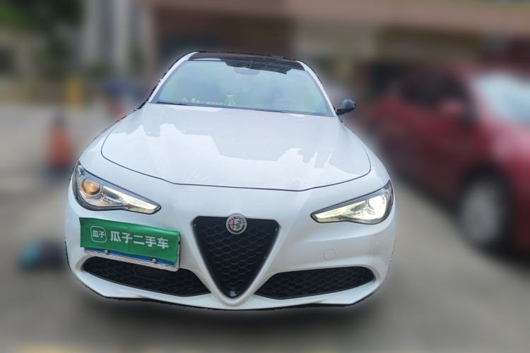 Used Alfa Romeo Giulia 2020 2.0T 280HP Luxury Edition Front