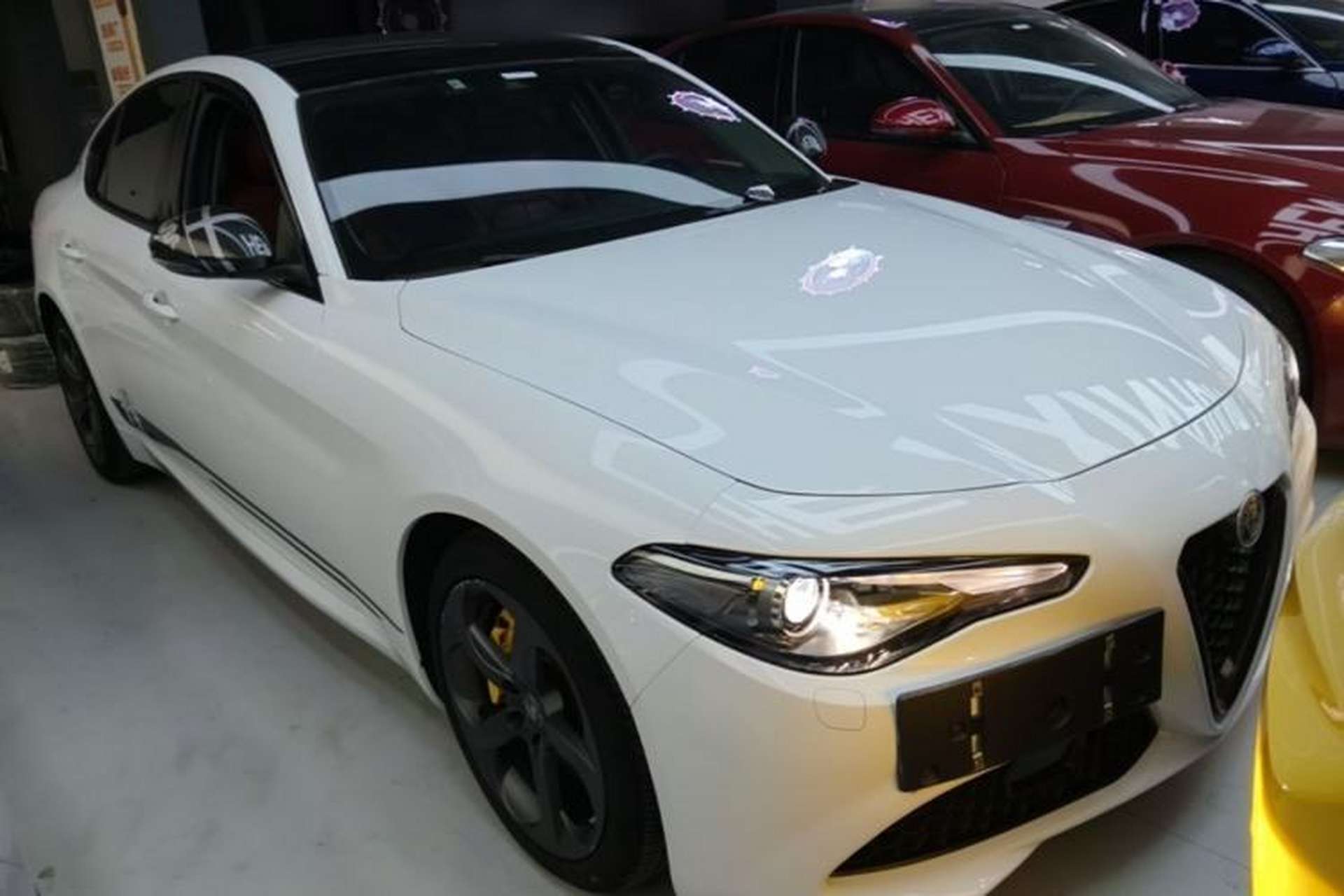 Used Alfa Romeo Giulia 2020 2.0T 280HP Midnight Phantom Limited Edition Front Right 45 Deg