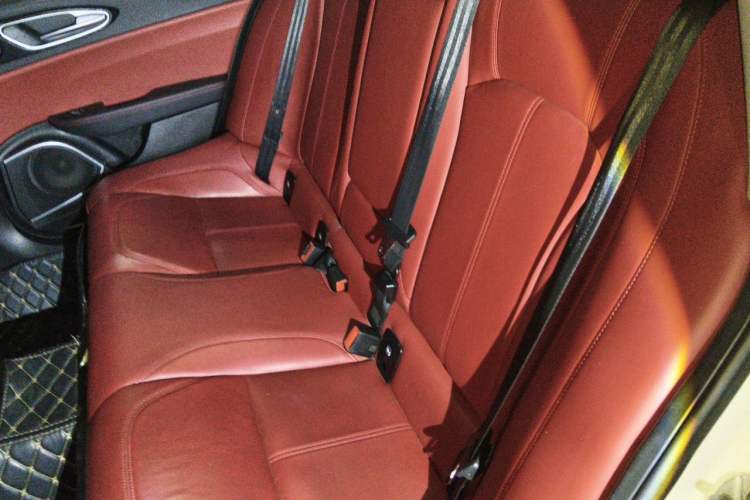 Used Alfa Romeo Giulia 2020 2.0T 280HP Midnight Phantom Limited Edition Left Rear Seat