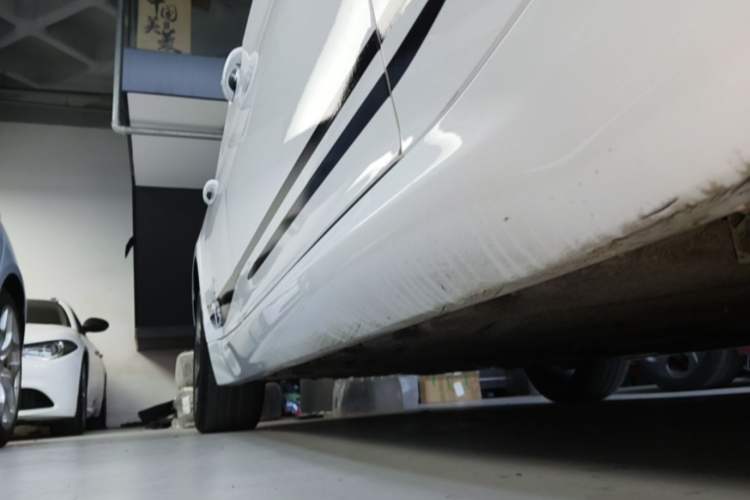 Used Alfa Romeo Giulia 2020 2.0T 280HP Midnight Phantom Limited Edition Right Side Sill