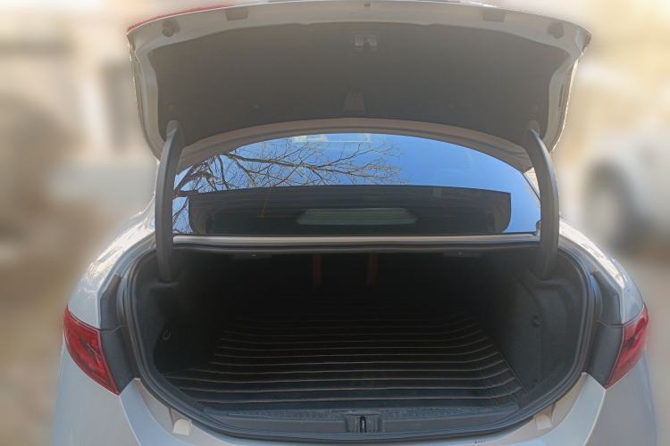 Used Alfa Romeo Giulia 2020 2.0T 280HP VIRTU Limited Edition Trunk